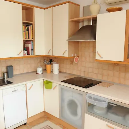 Apartma Oma Apartment *